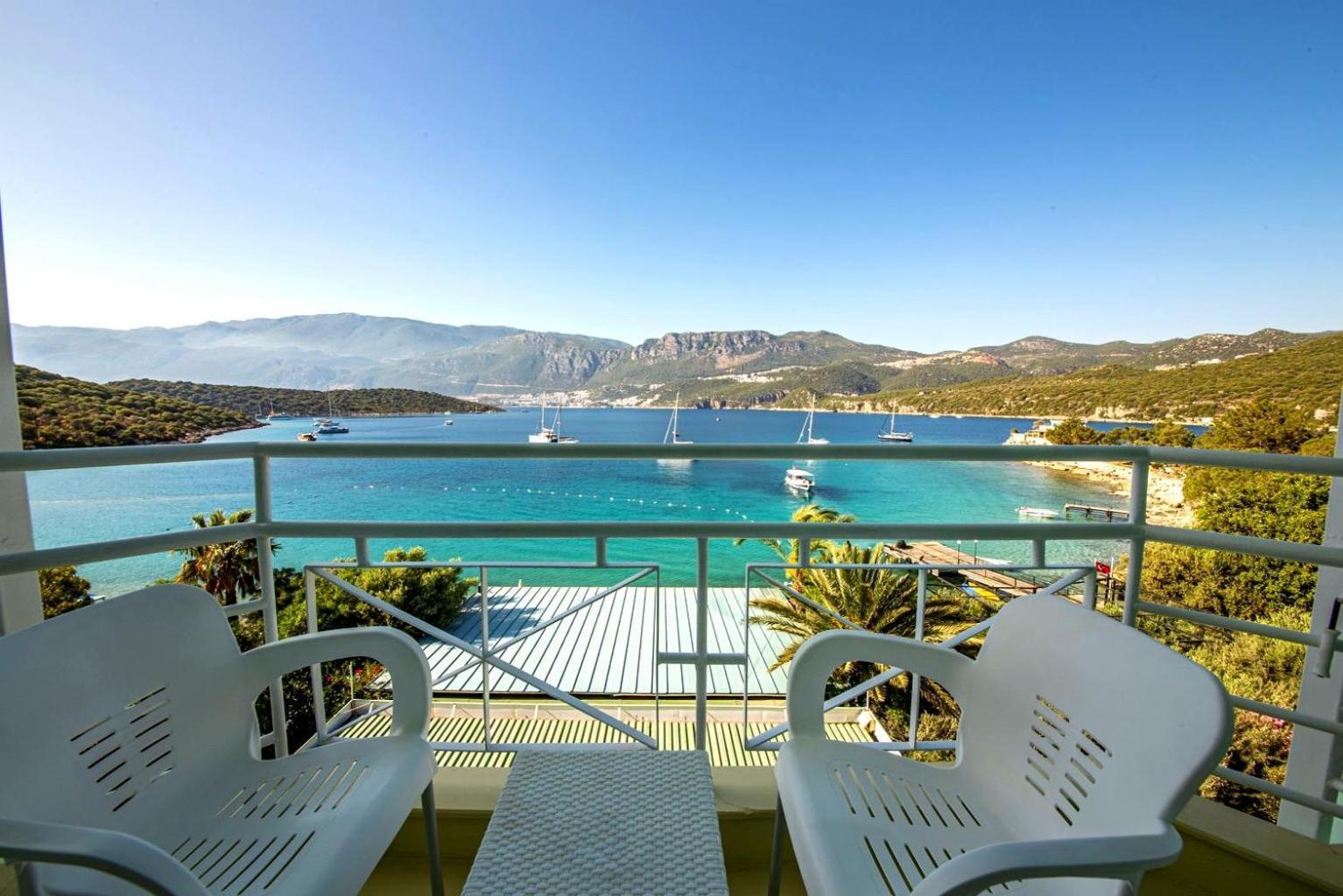 La Moda Beach Hotel Kas Bagian luar foto