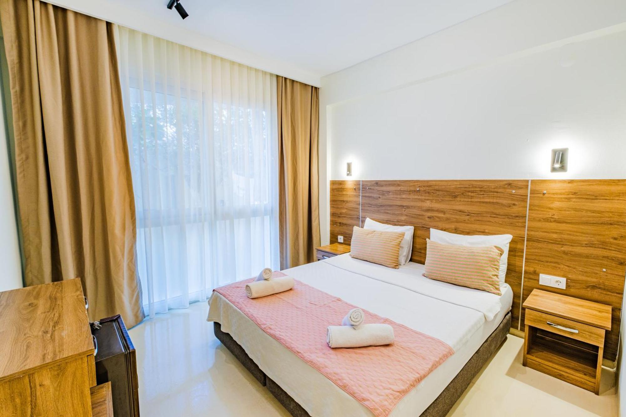 La Moda Beach Hotel Kas Bagian luar foto