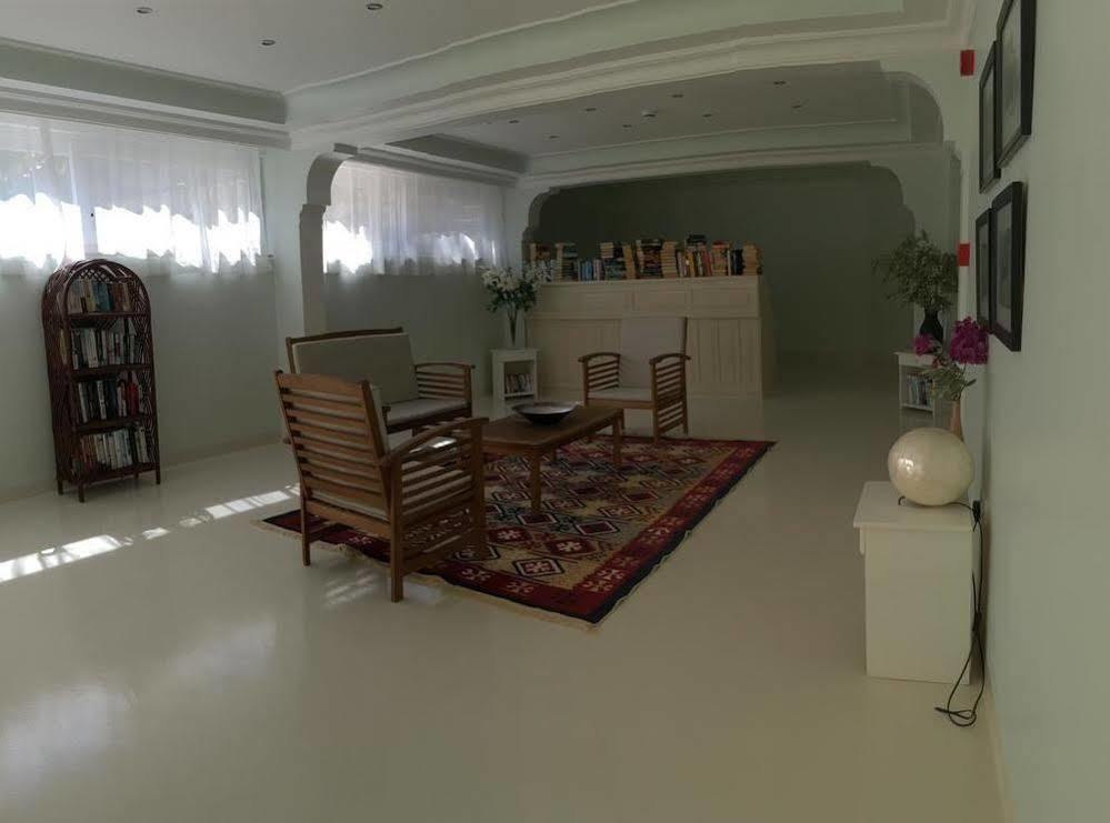 La Moda Beach Hotel Kas Bagian luar foto